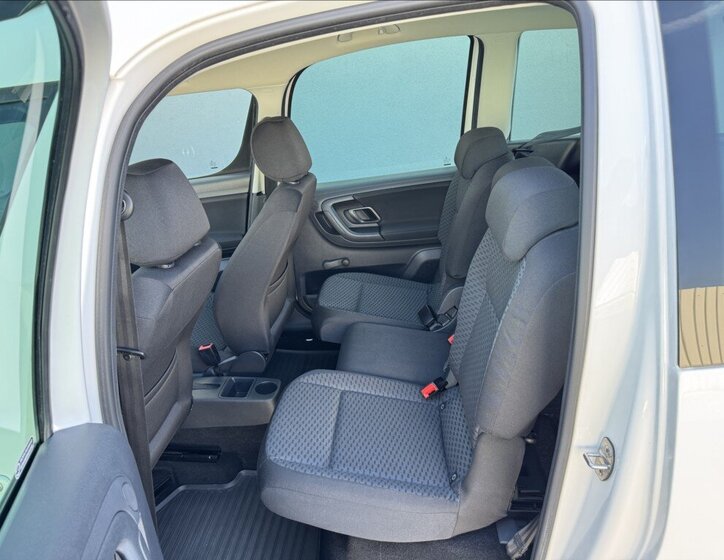 Škoda Roomster Kombi 1,2 l 63 kw