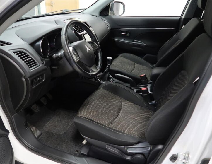 Mitsubishi ASX SUV / Terénní 1,8 l 110 kw