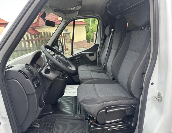 Opel Movano Skříň 2,3 l 81 kw