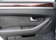 Audi A8 Sedan 3,0 l 171 kw