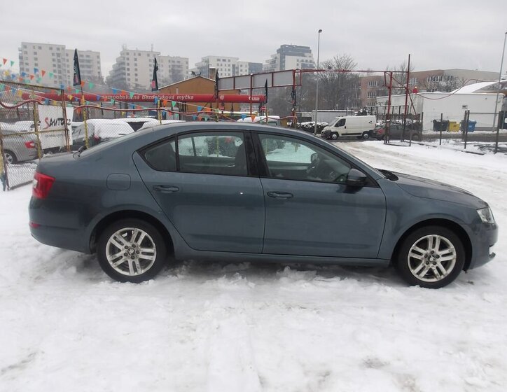 Škoda Octavia Sedan 1,6 l 81 kw