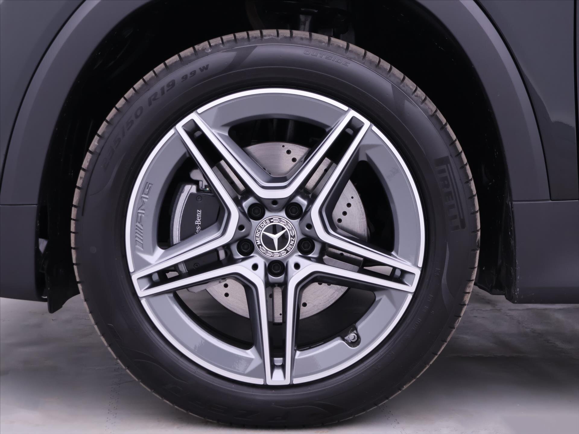 Mercedes-Benz GLB SUV 2,0 l 110 kw