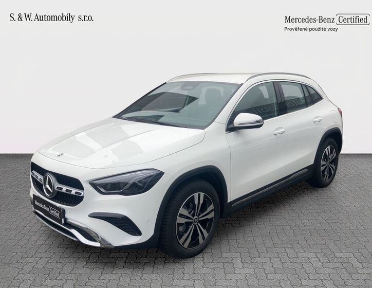 Mercedes-Benz GLA 1