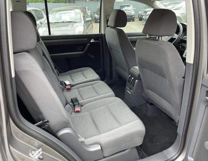 Volkswagen Touran MPV 2,0 l 80 kw