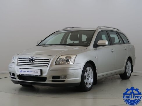 Toyota Avensis Kombi 2,0 l 108 kw