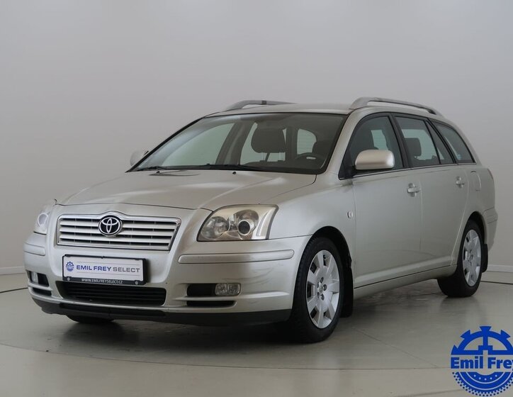 Toyota Avensis Kombi 2,0 l 108 kw
