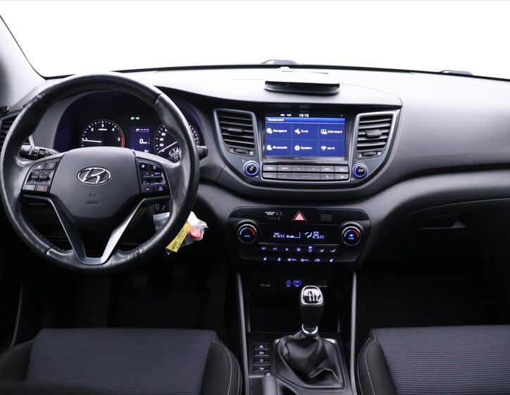 Hyundai Tucson SUV 1,7 l 85 kw