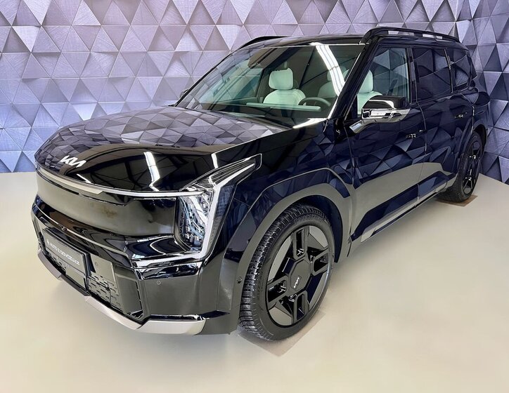 KIA EV9 1