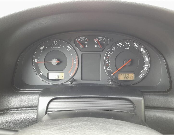 Škoda Superb Sedan / Limuzína 1,9 l 74 kw