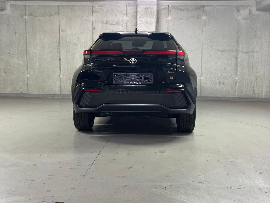 Toyota C-HR Hatchback 2,0 l 112 kw