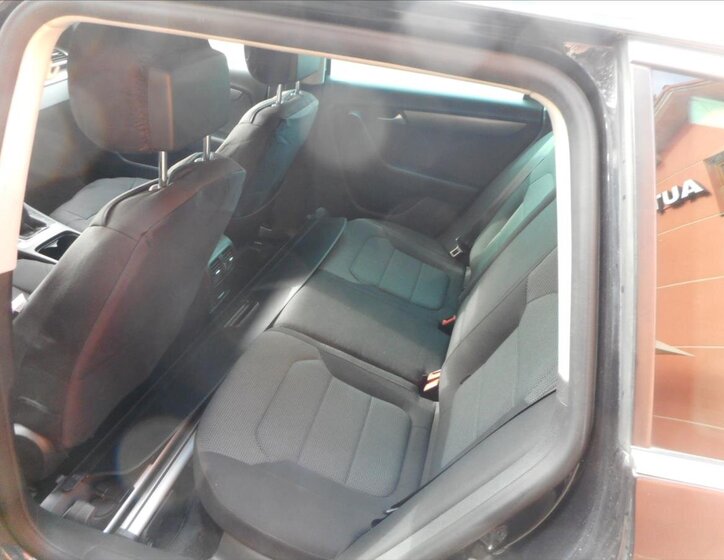 Volkswagen Passat Kombi 2,0 l 125 kw