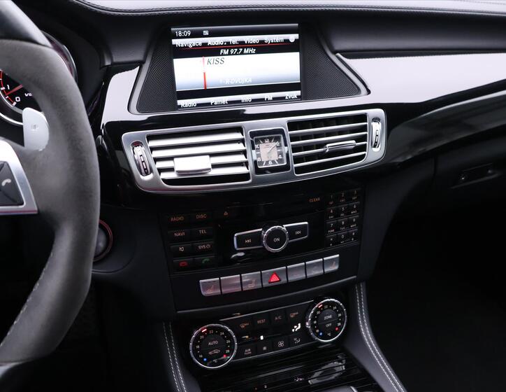 Mercedes-Benz CLS 28