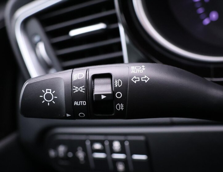 KIA XCeed SUV 1,5 l 117 kw