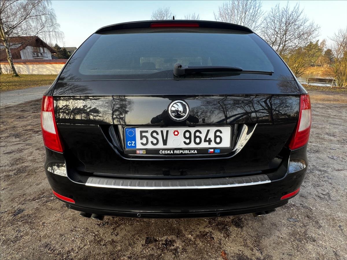 Škoda Superb Kombi 3,6 l 191 kw