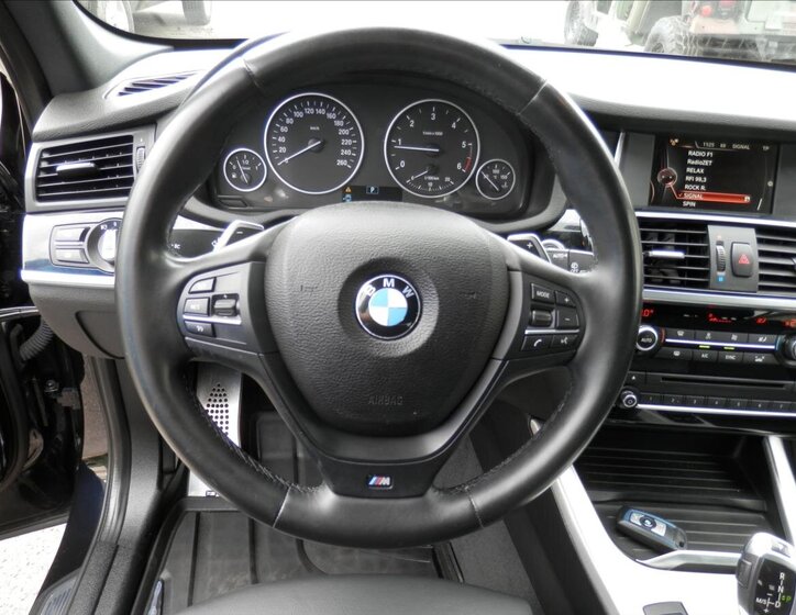 BMW X3 SUV / Terénní 2,0 l 140 kw