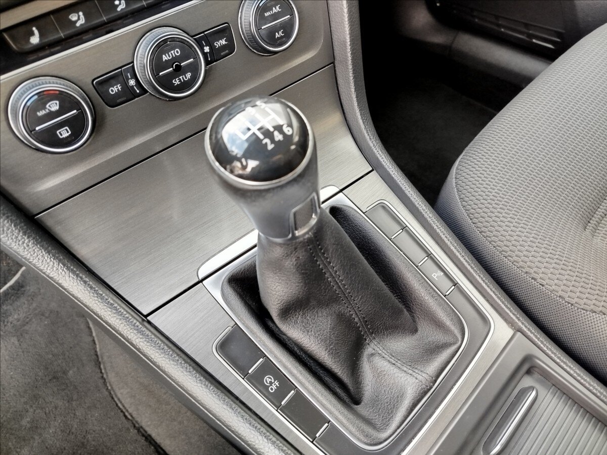 Volkswagen Golf Hatchback 1,4 l 90 kw