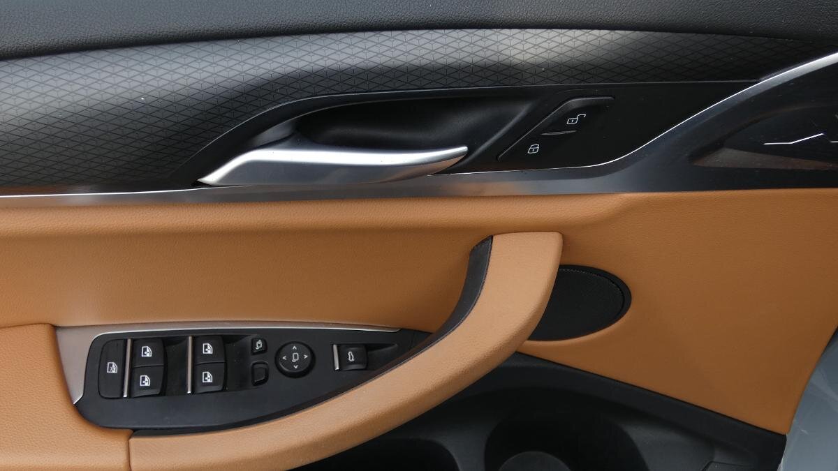 BMW X3 SUV / Terénní 2,0 l 140 kw