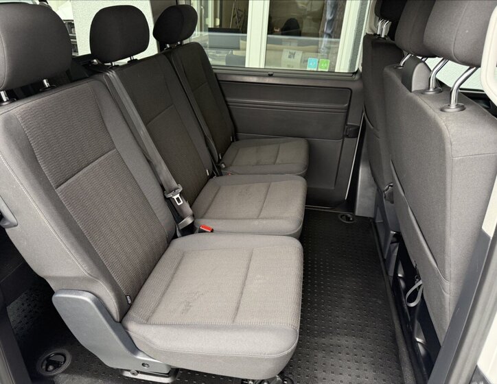 Volkswagen Caravelle MPV 2,0 l 110 kw