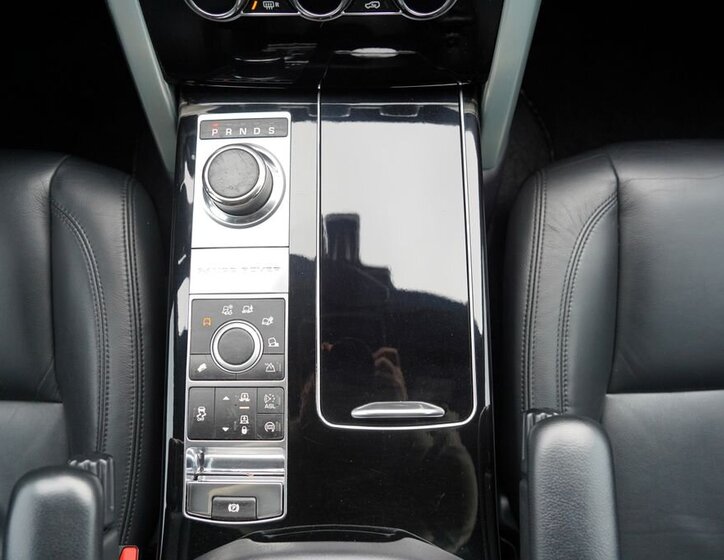 Land Rover Range Rover SUV 3,0 l 190 kw