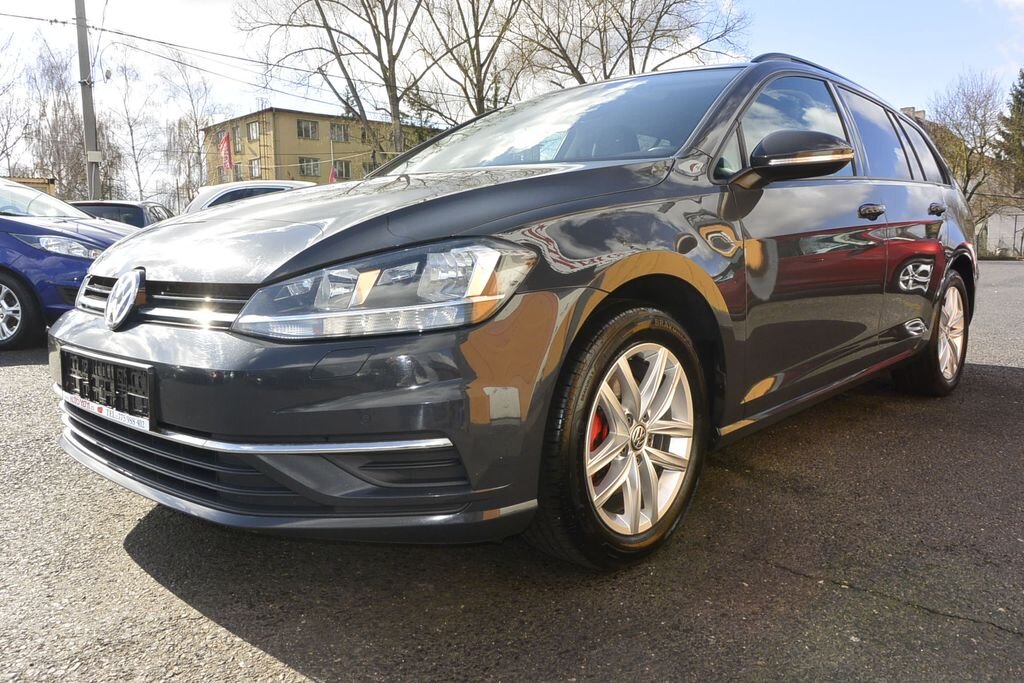 Volkswagen Golf Kombi 2,0 l 110 kw