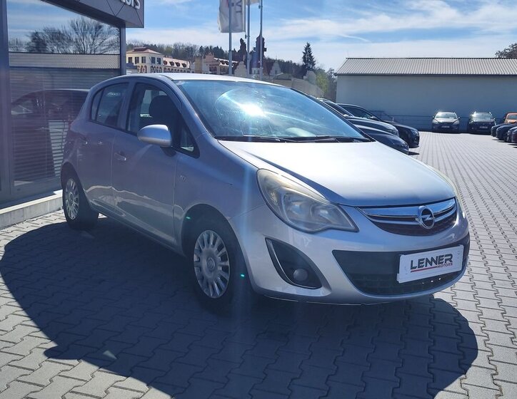 Opel Corsa Hatchback 1,2 l 63 kw