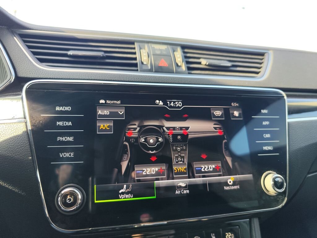 Škoda Superb Kombi 1,5 l 110 kw