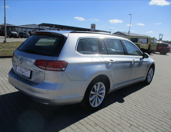 Volkswagen Passat 4