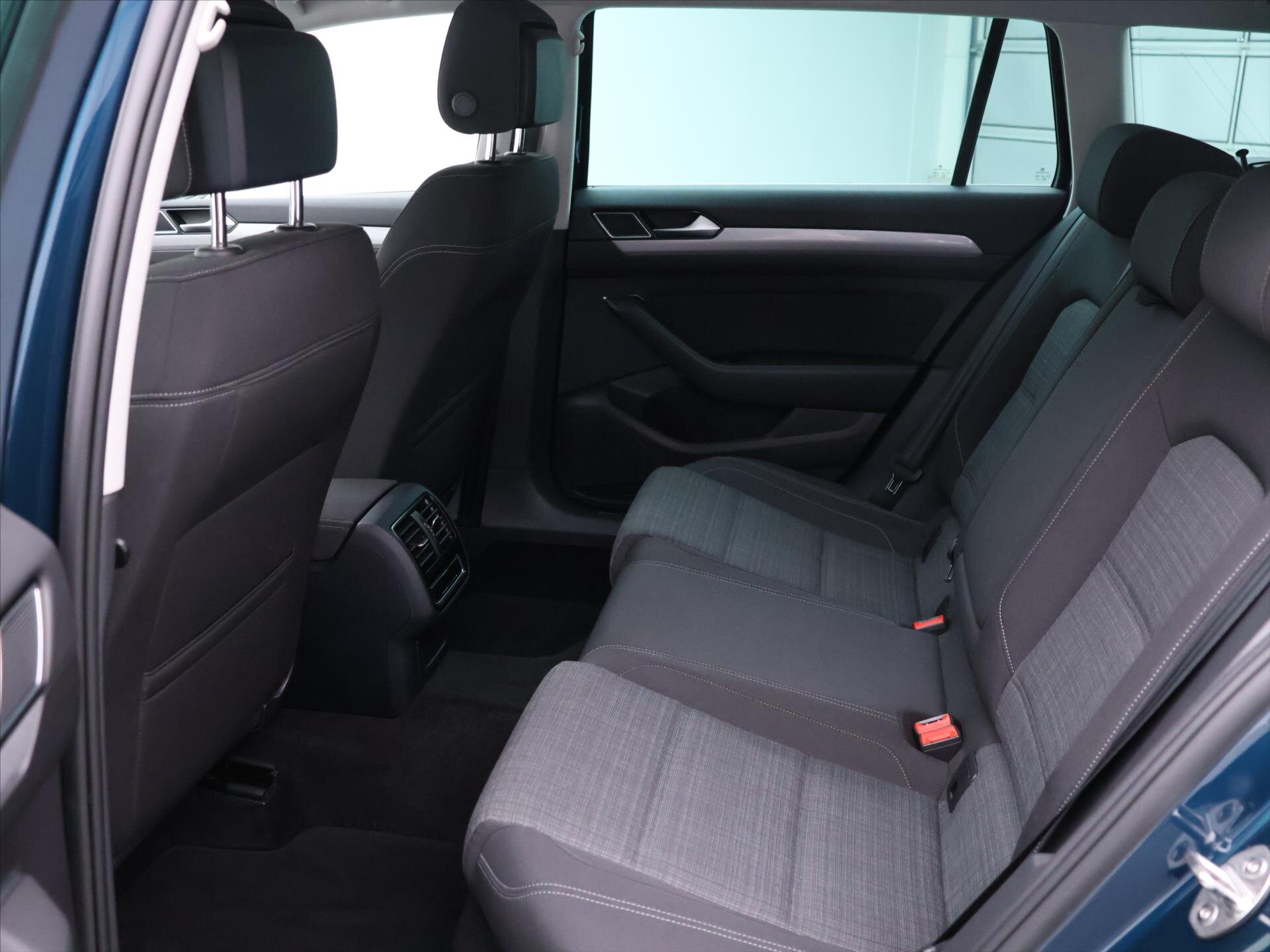 Volkswagen Passat Kombi 2,0 l 110 kw