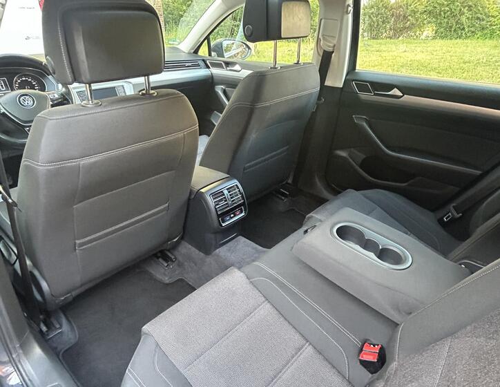 Volkswagen Passat 38