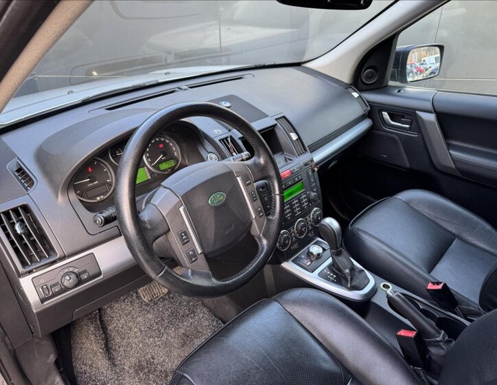 Land Rover Freelander Kombi 2,2 l 118 kw