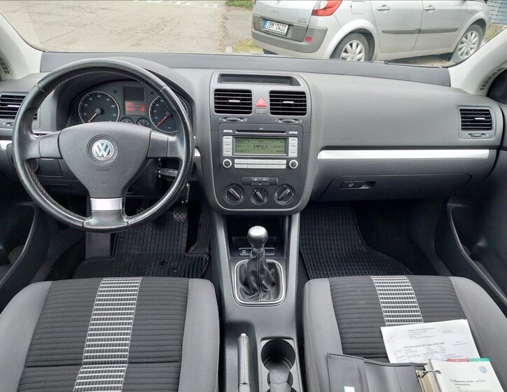 Volkswagen Golf Hatchback 1,4 l 59 kw