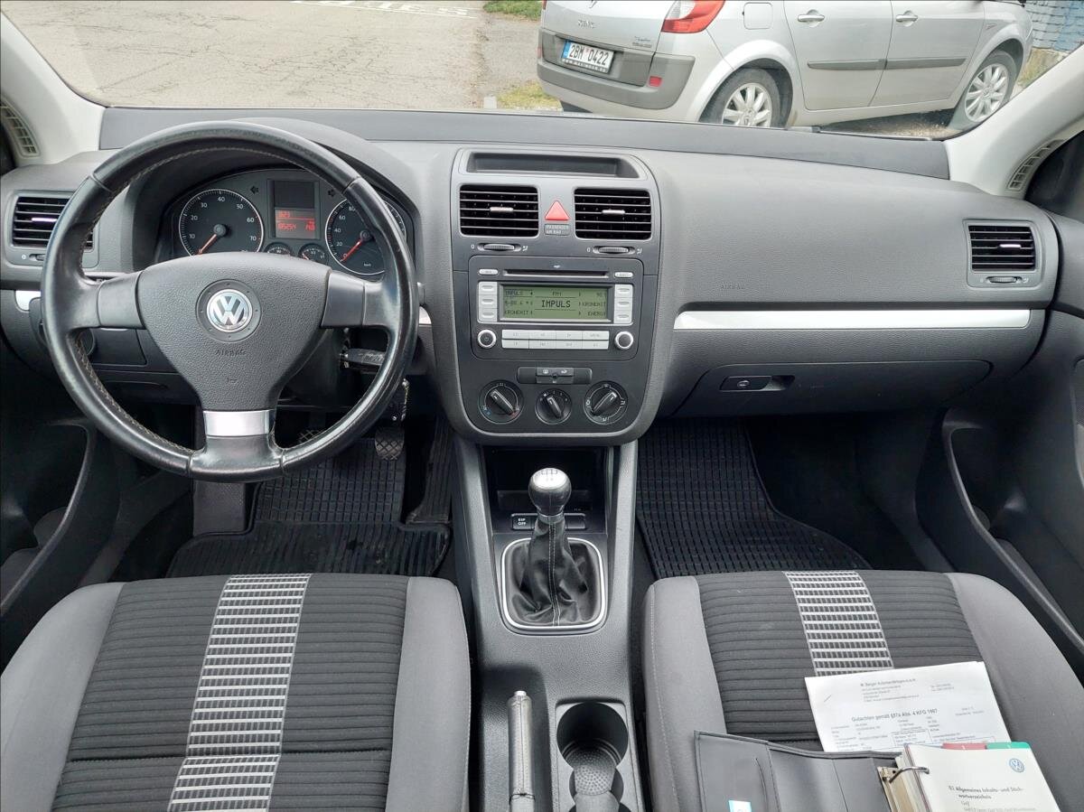 Volkswagen Golf Hatchback 1,4 l 59 kw