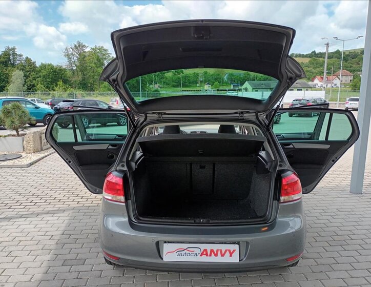 Volkswagen Golf Hatchback 1,2 l 63 kw