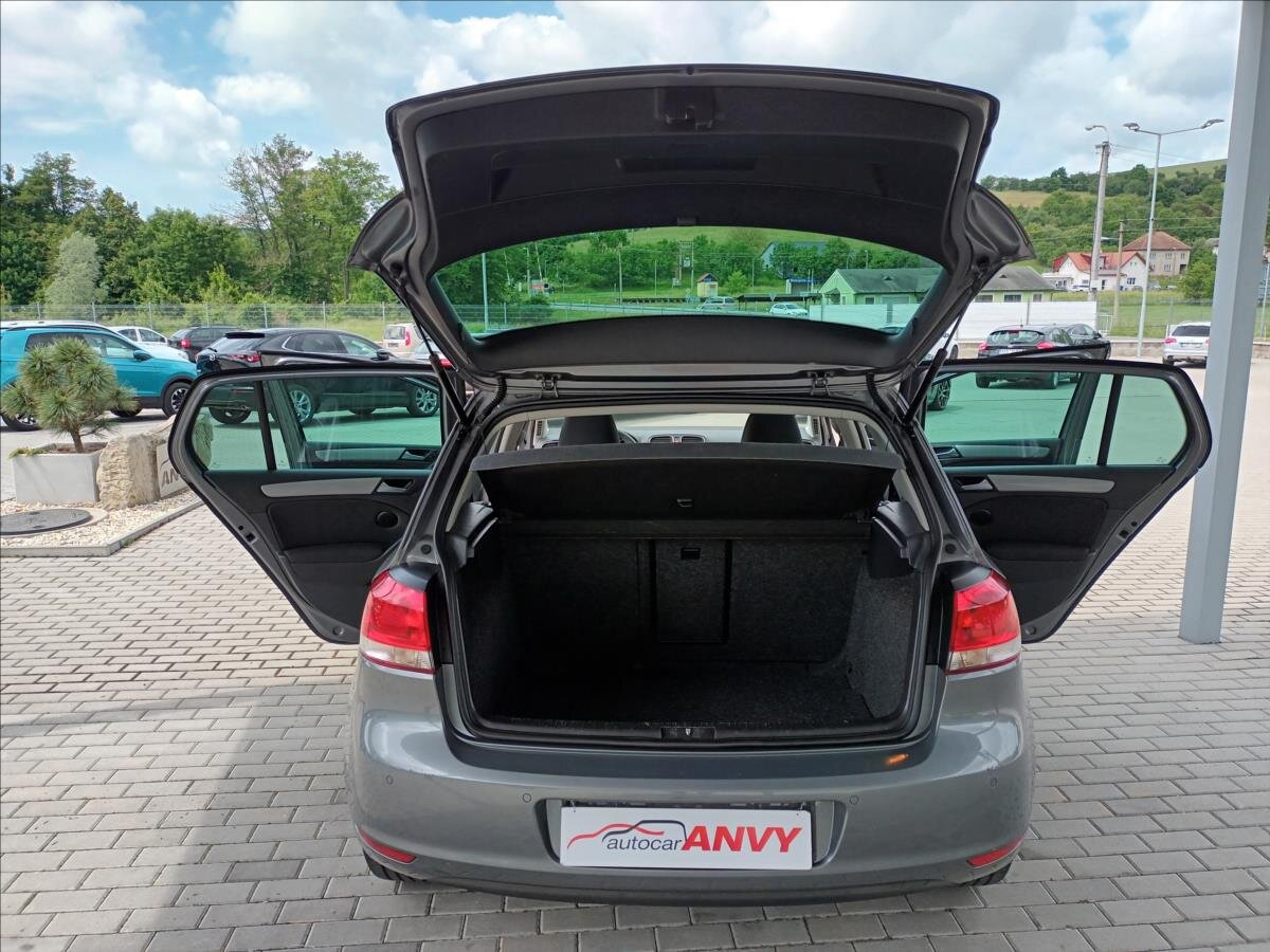 Volkswagen Golf Hatchback 1,2 l 63 kw