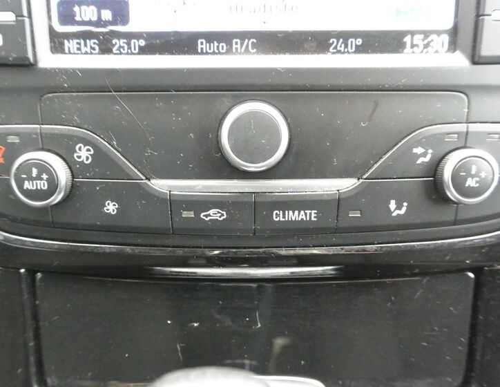 Ford S-MAX MPV 2,2 l 147 kw