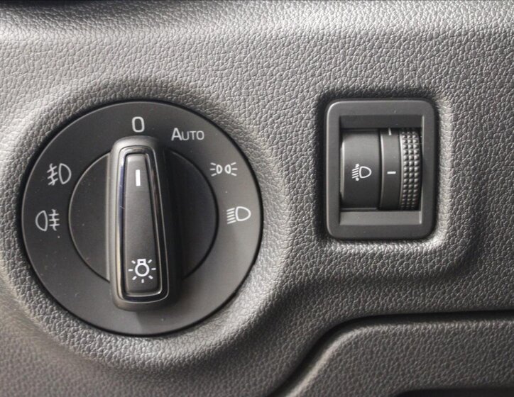 Škoda Fabia Hatchback 999,0 70 kw