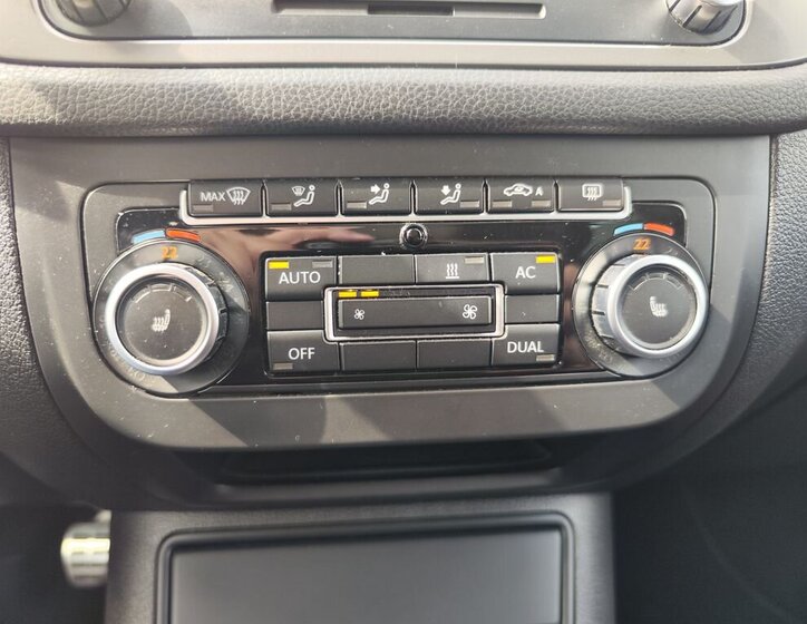 Volkswagen Tiguan SUV / Terénní 2,0 l 125 kw