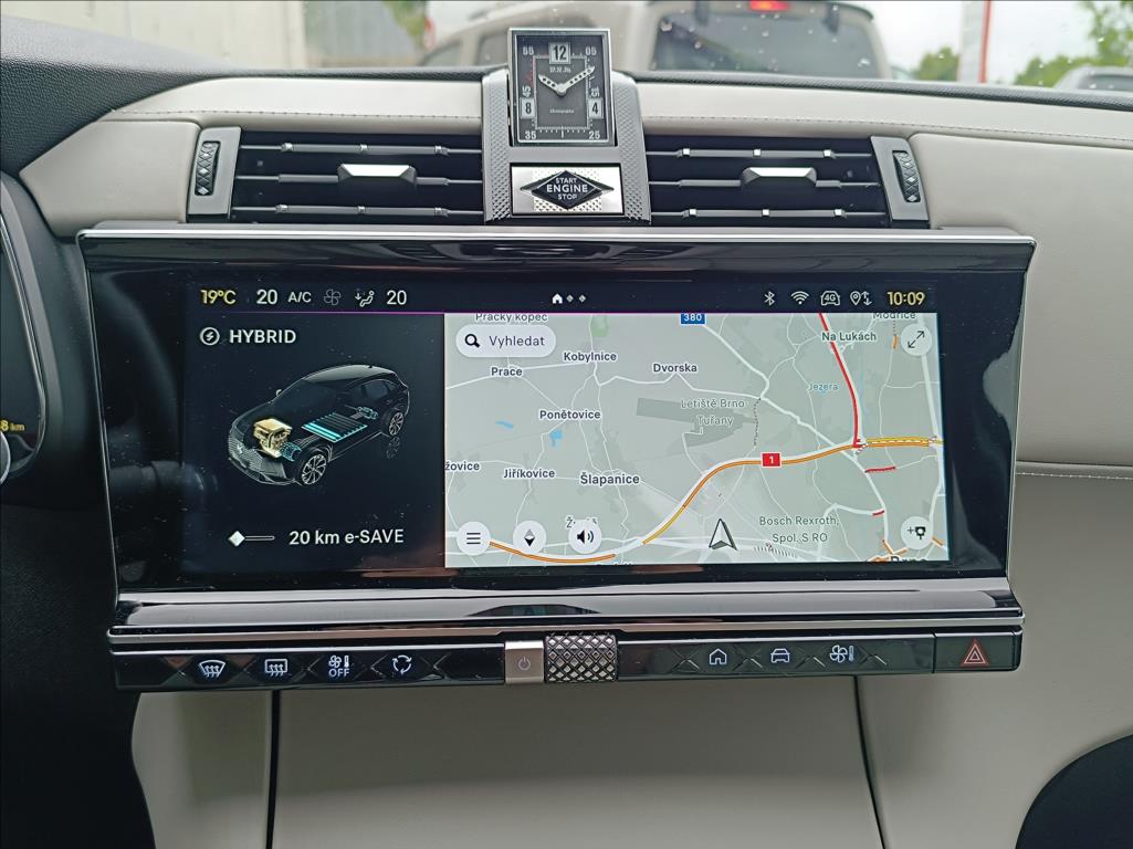 DS Automobiles DS7 Crossback