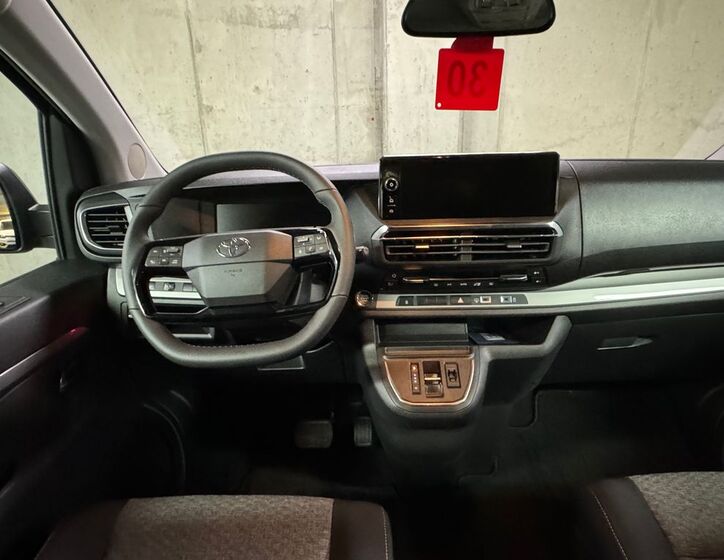Toyota ProAce Verso 15