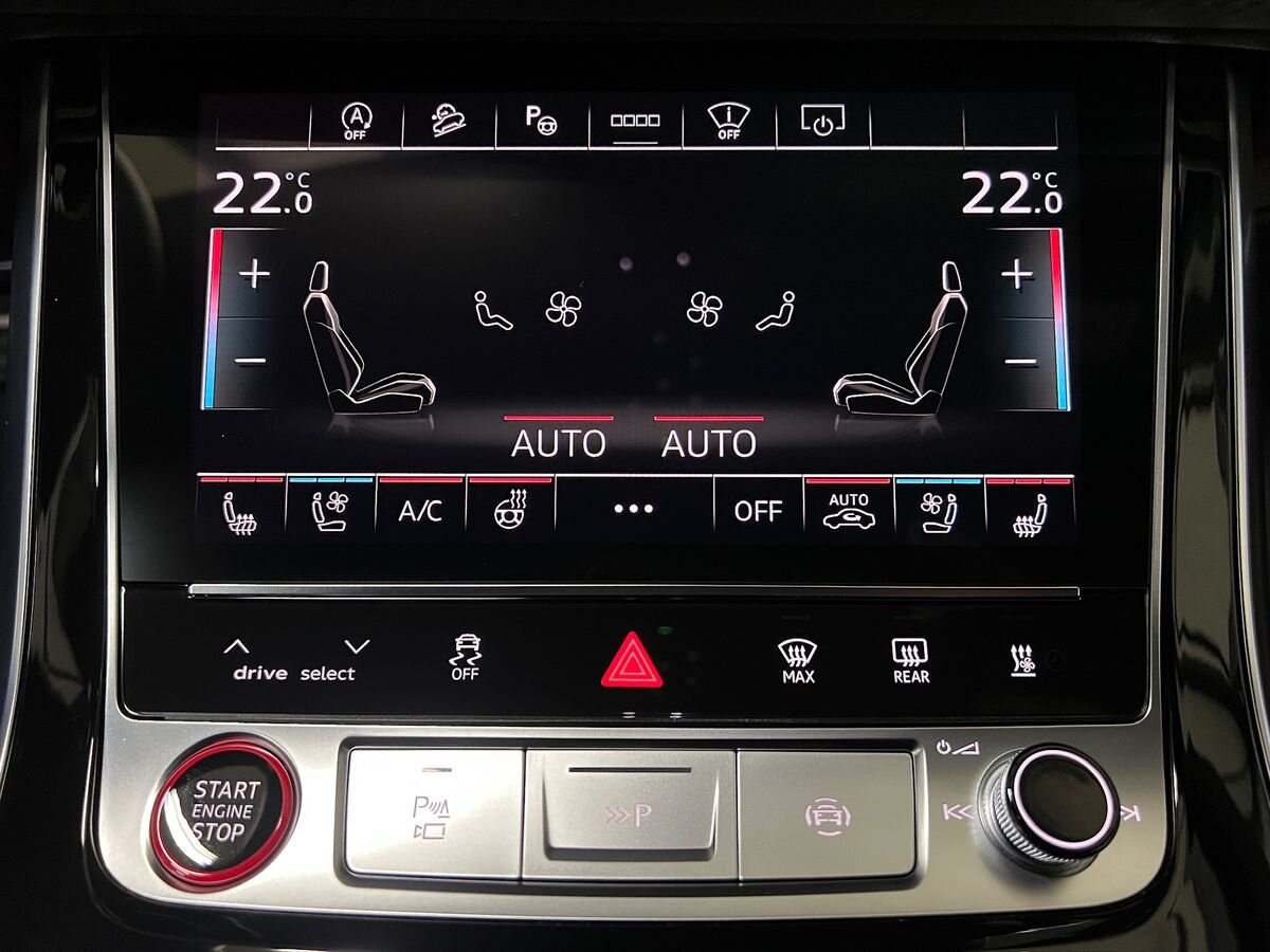 Audi RS Q8 SUV / Terénní 4,0 l 471 kw