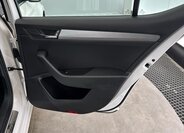 Škoda Superb Liftback 1,4 l 110 kw