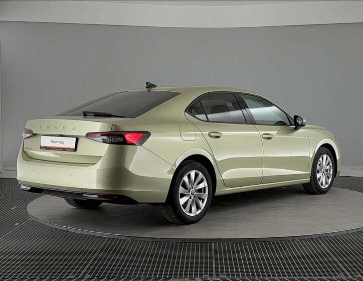 Škoda Superb Liftback 2,0 l 110 kw