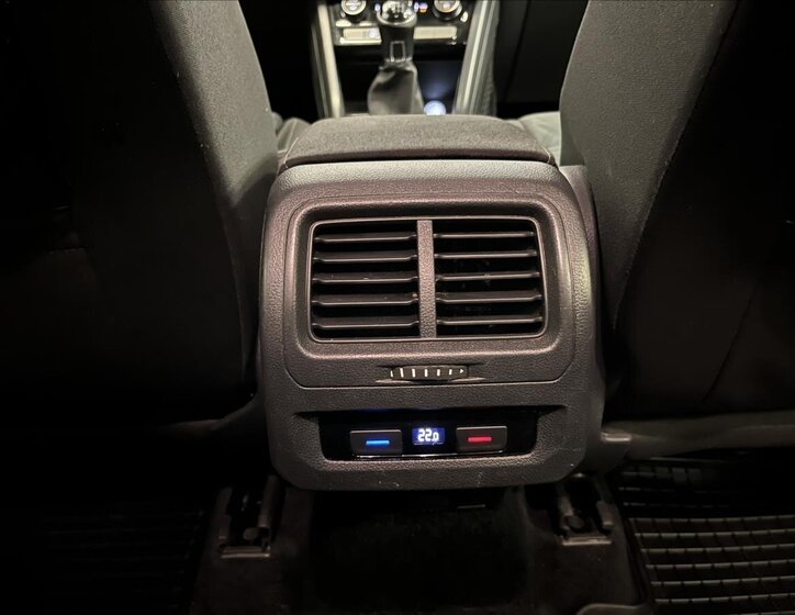 Volkswagen Touran MPV 2,0 l 110 kw