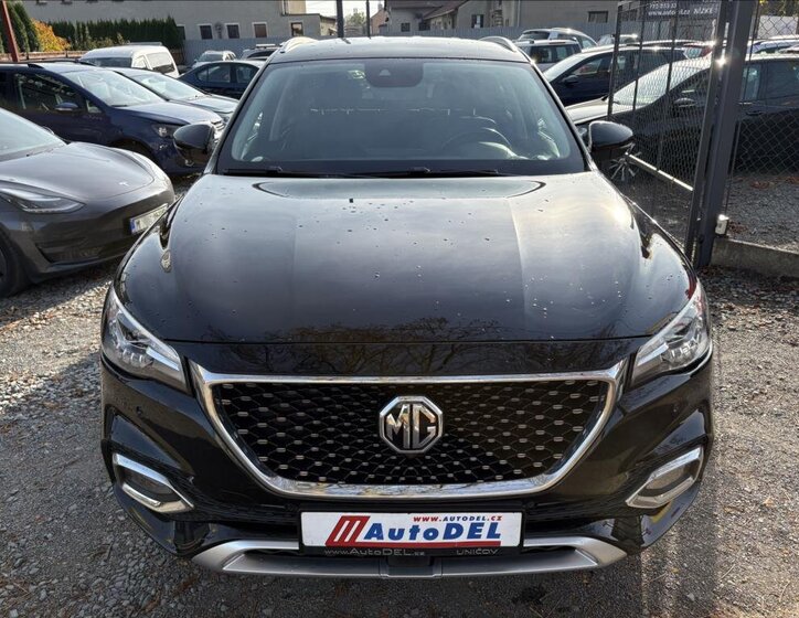 MG HS SUV 1,5 l 119 kw