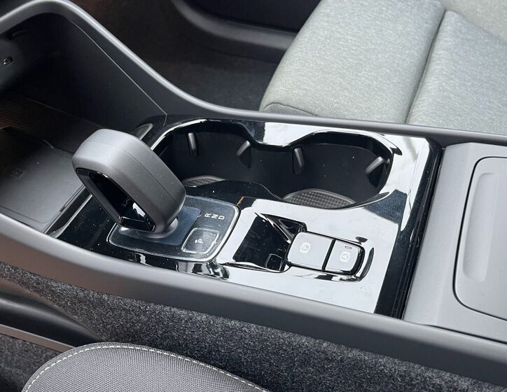 Volvo XC40 SUV 2,0 l 120 kw