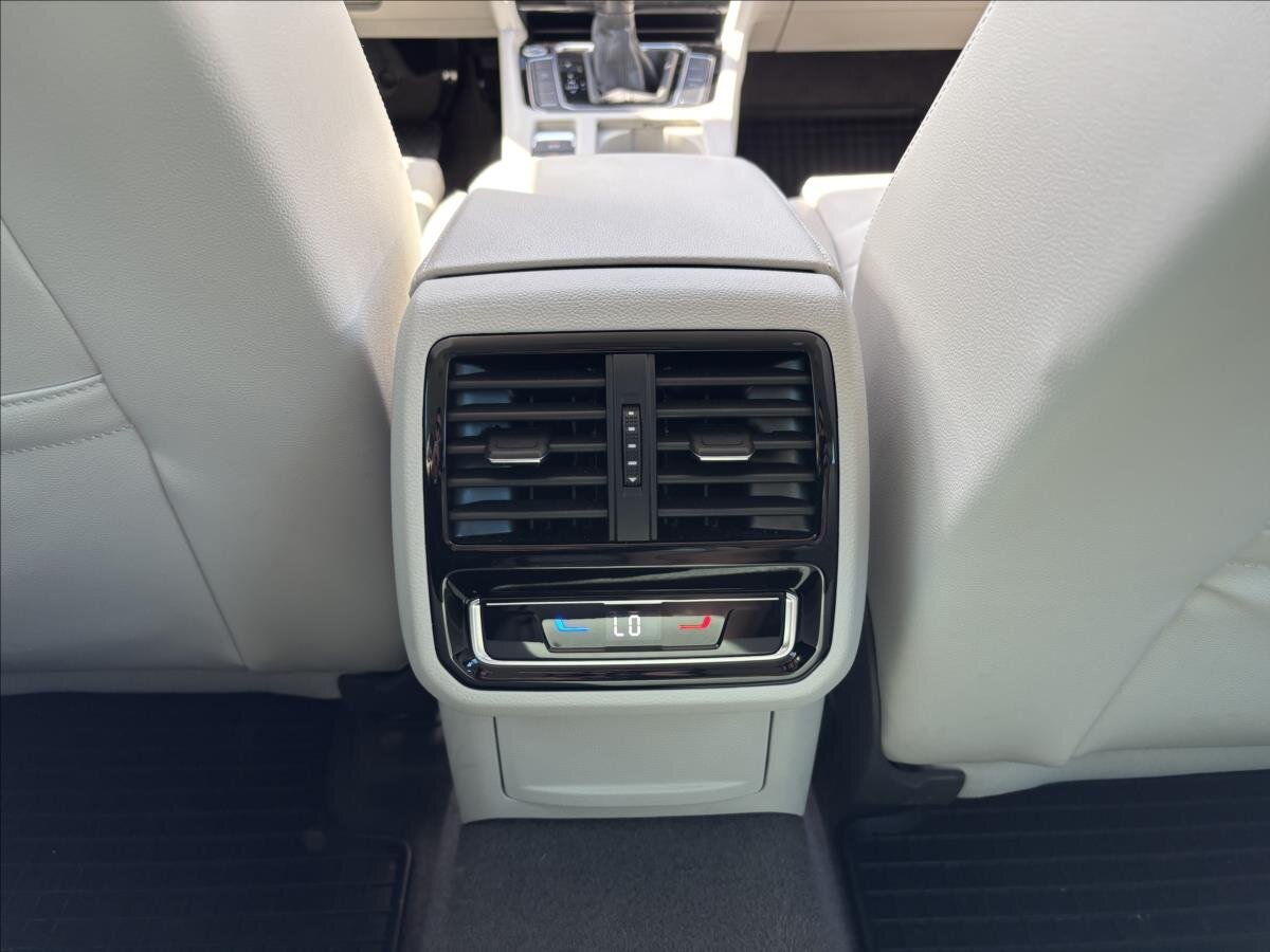 Volkswagen Passat Kombi 2,0 l 147 kw