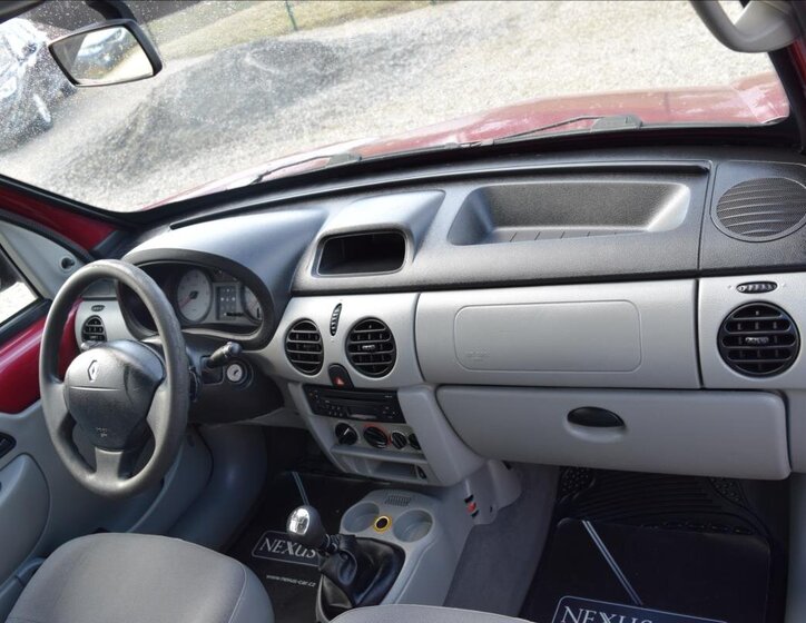 Renault Kangoo Kombi 1,1 l 55 kw