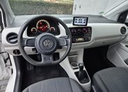 Volkswagen up! 13