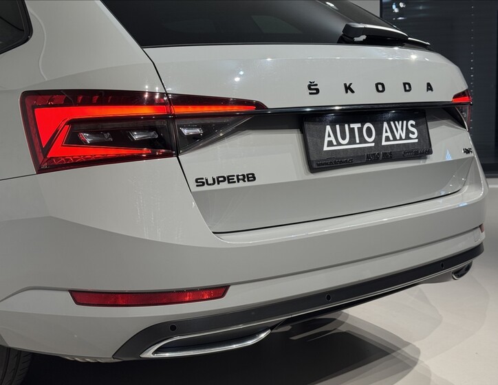 Škoda Superb 13