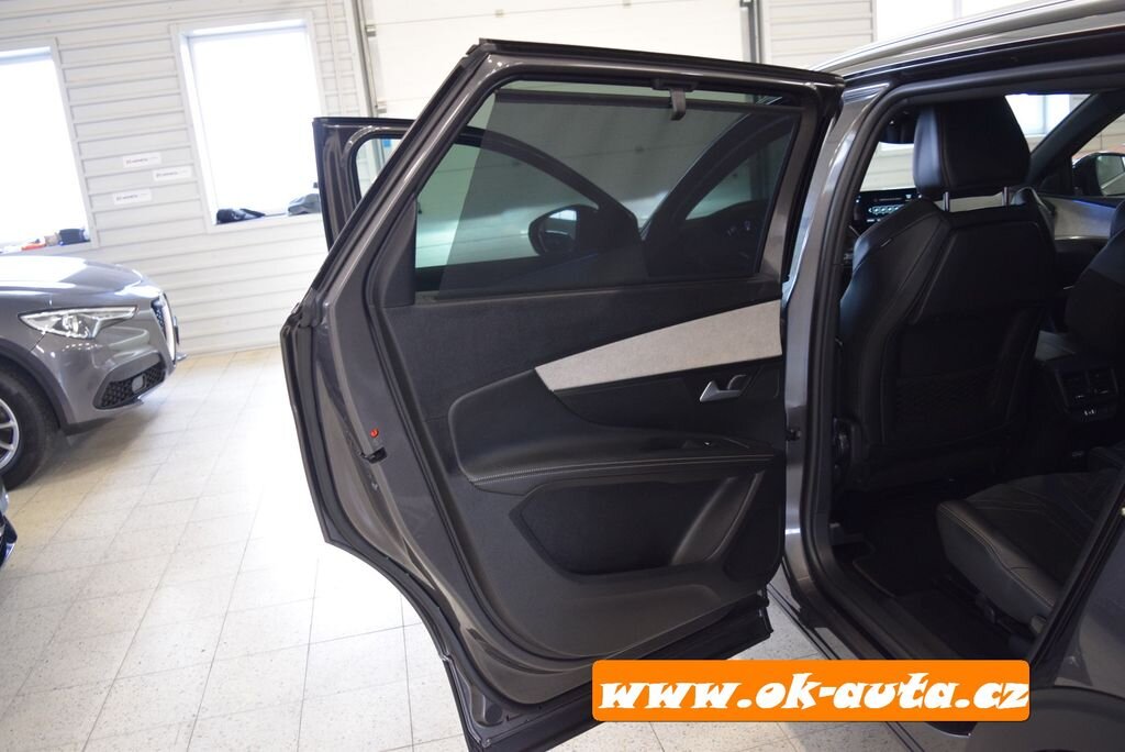 Peugeot 5008 MPV 1,5 l 96 kw